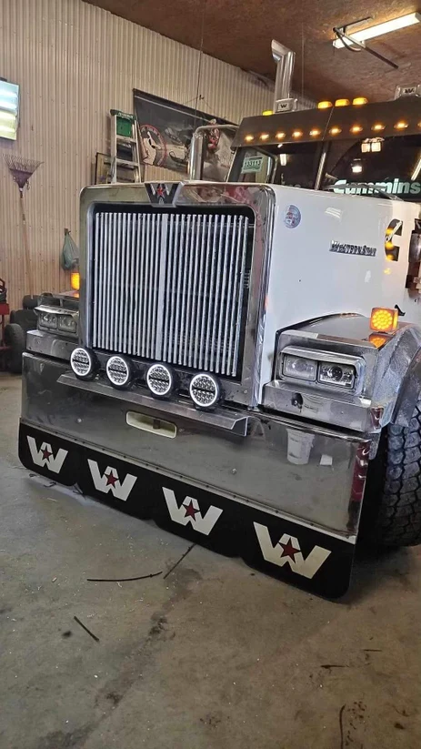 STELLA - 16 LED WORK LIGHT 6720 LUMEN ROUND SPOT LUX SUPERIOR SERIES - 46-RHL8008 - Image 2